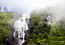 chinnakanal waterfalls in munnar