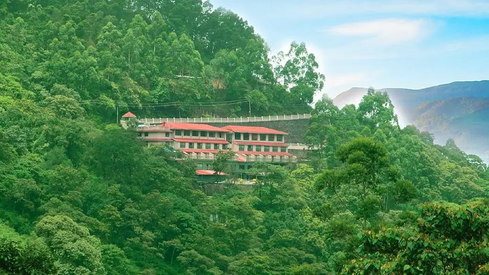 ABAD COPPER CASTLE MUNNAR