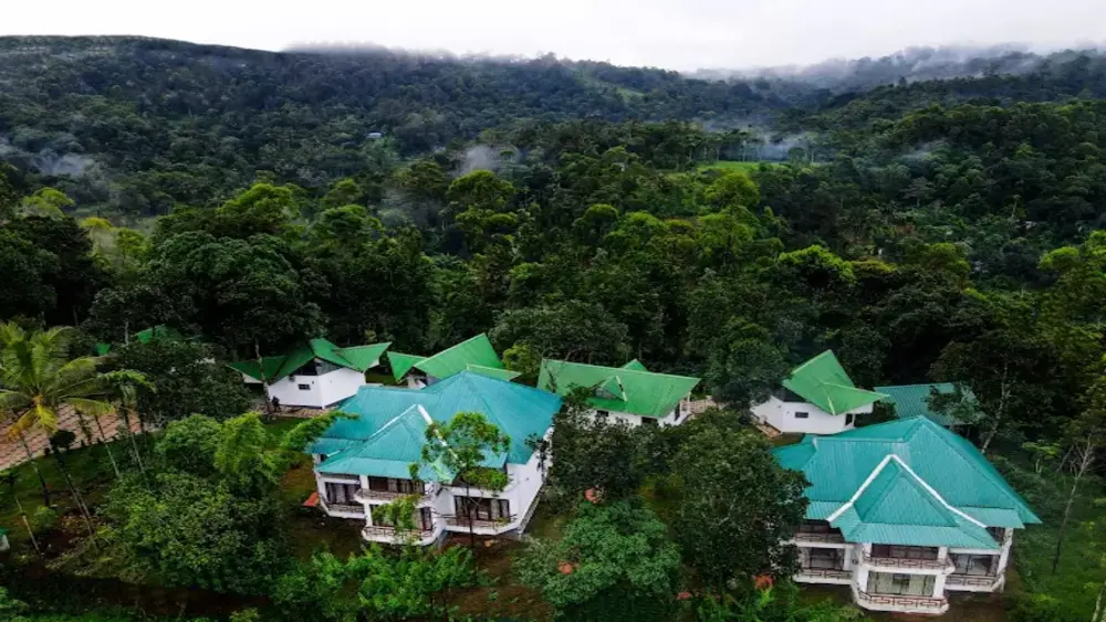 MISTY LAKE RESORT MUNNAR