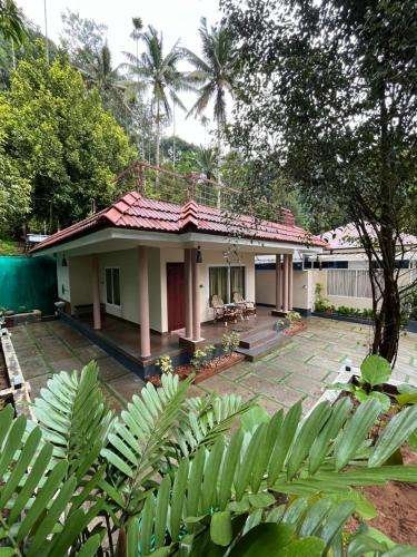 Fabvalley Homestay
