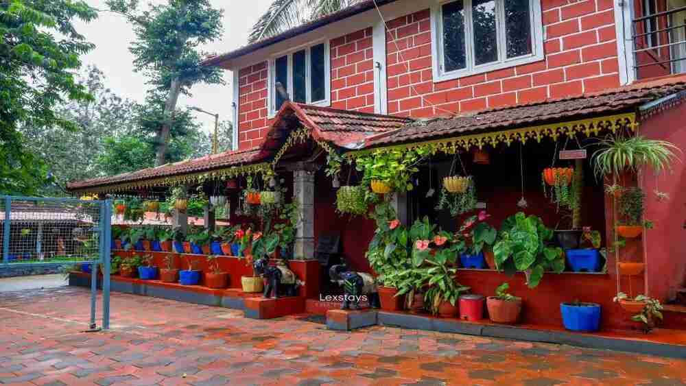 Signature Homestay Munnar