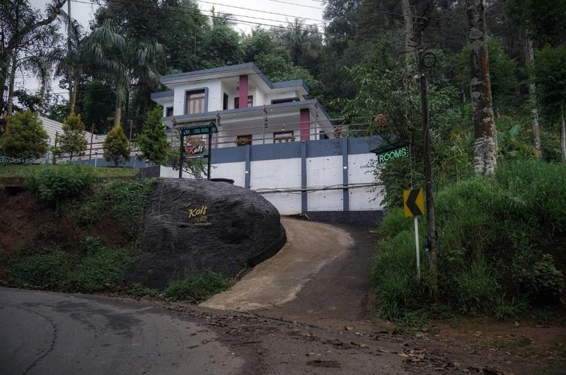 Scenic exterior setting surrounded by lush greenery at Kalt Munnar Homestay