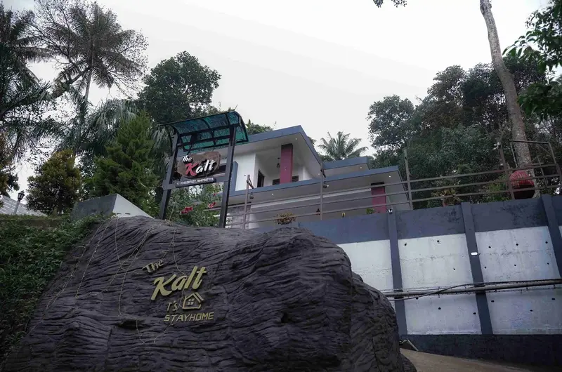 Charming exterior atmosphere with calming surroundings at Kalt Munnar Homestay