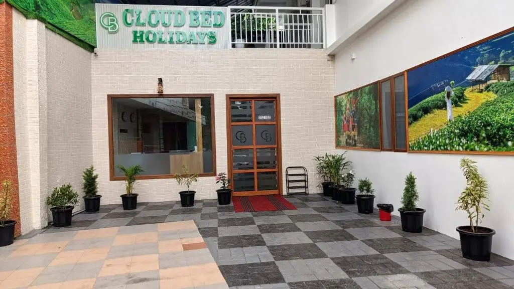 Cloud-Bed-Holidays