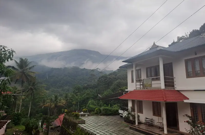 nature-family-homestay-munnar