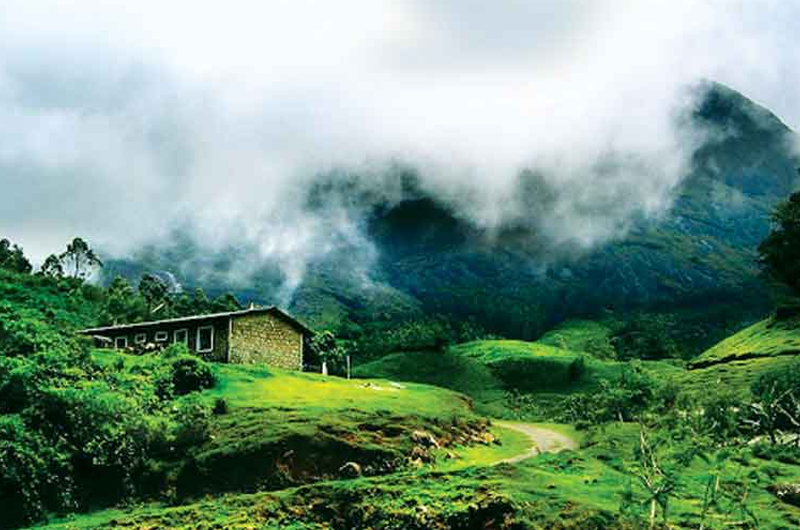 3-Day Munnar Highland Retreat: Luxury Villa & Mountain Biking